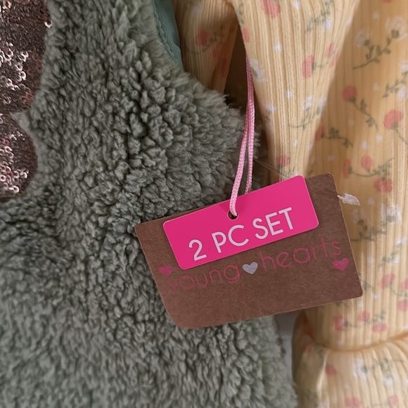 New! Young Hearts Romper, Onesie and Headband sz 18 mos - Picture 6 of 9